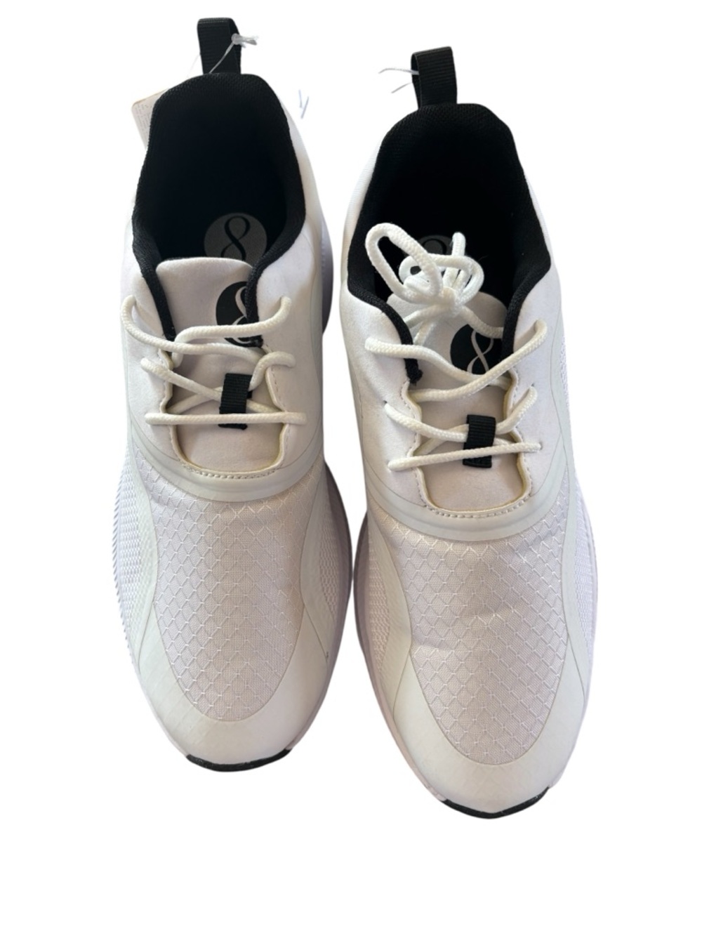 Layer 8 Women's White and Black Lightweight Sneakers